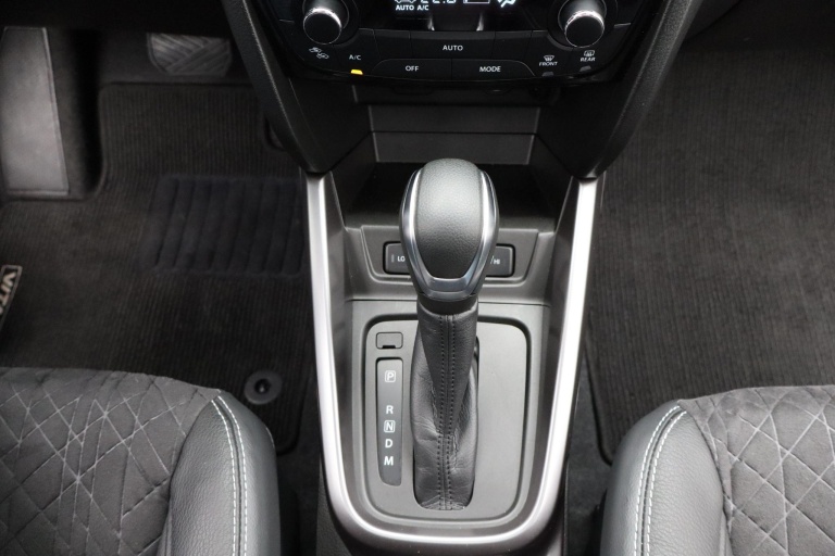 Suzuki Vitara - 1.5 Hybrid Style 11
