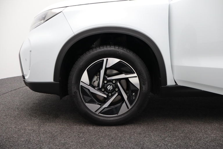 Suzuki Vitara - 1.5 Hybrid Style 16