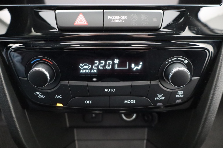 Suzuki Vitara - 1.5 Hybrid Style 19