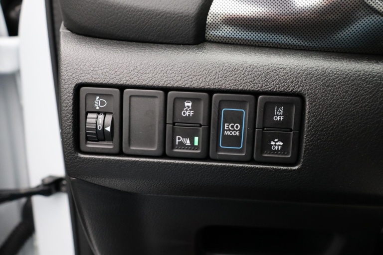 Suzuki Vitara - 1.5 Hybrid Style 27