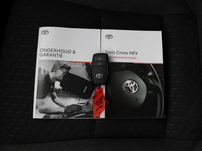 Toyota Yaris Cross - 1.5 Hybrid 115 First Edition