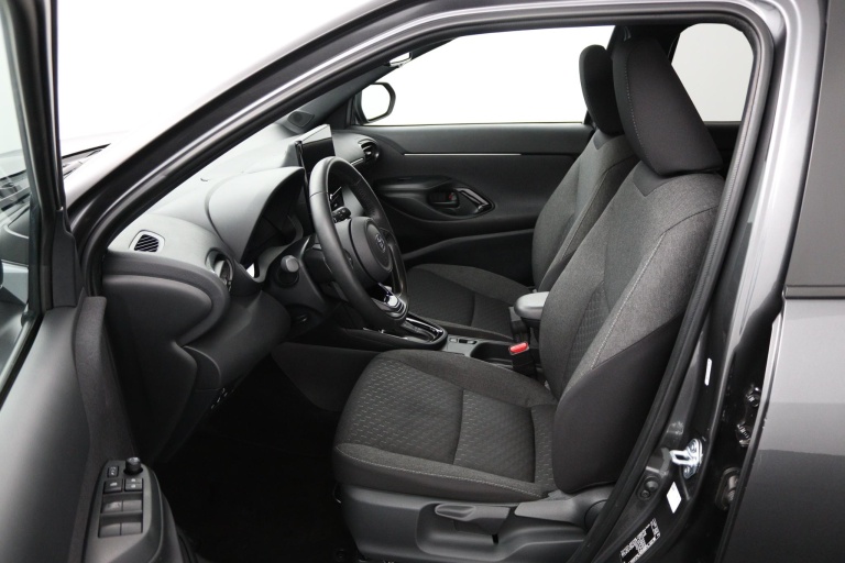 Toyota Yaris Cross - 1.5 Hybrid 115 First Edition 17