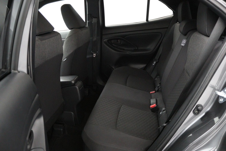 Toyota Yaris Cross - 1.5 Hybrid 115 First Edition 18