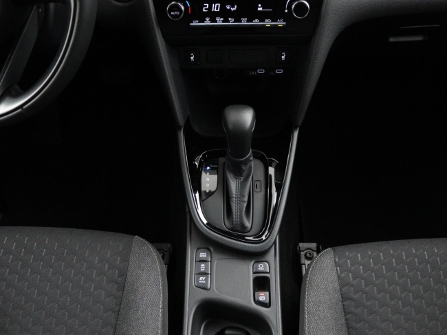 Toyota Yaris Cross - 1.5 Hybrid 115 First Edition