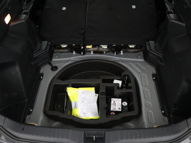 Toyota Yaris Cross - 1.5 Hybrid 115 First Edition