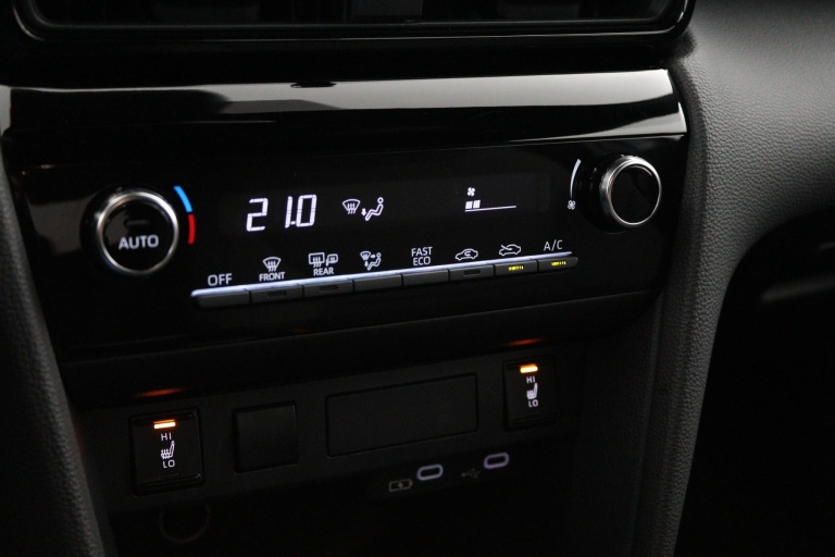 Toyota Yaris Cross - 1.5 Hybrid 115 First Edition 7