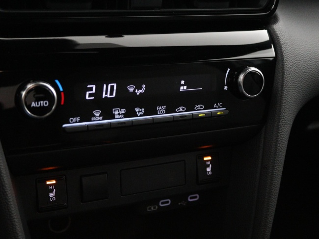 Toyota Yaris Cross - 1.5 Hybrid 115 First Edition