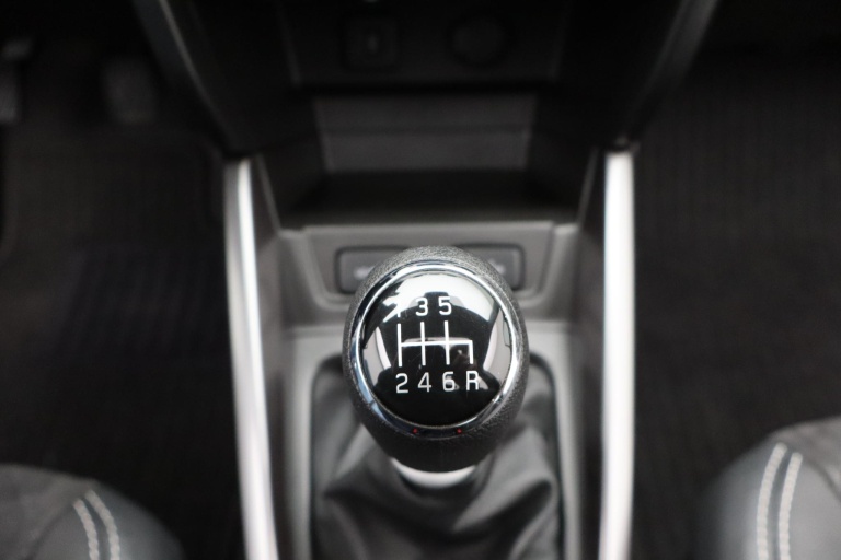 Suzuki Vitara - 1.4 Boosterjet Style Smart Hybrid 23