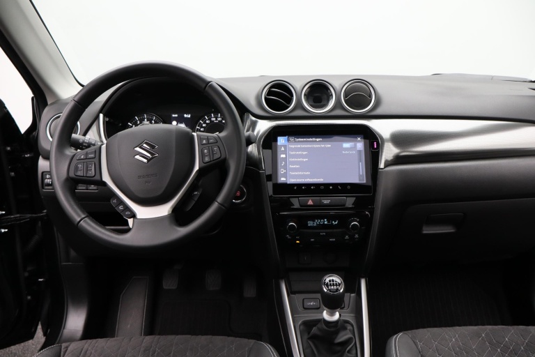 Suzuki Vitara - 1.4 Boosterjet Style Smart Hybrid 8