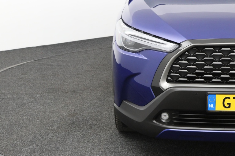 Toyota Corolla Cross - Hybrid 140 Style 35