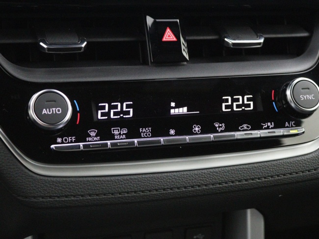 Toyota Corolla Cross - Hybrid 140 Style