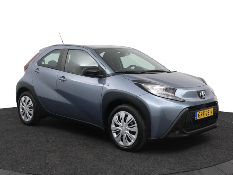 Toyota Aygo X - 1.0 VVT-i MT Play 14