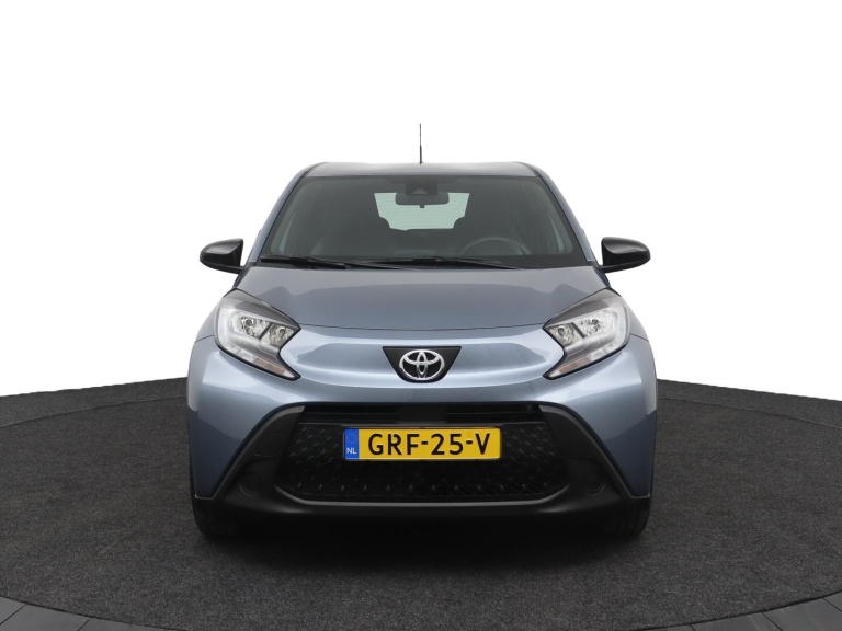 Toyota Aygo X - 1.0 VVT-i MT Play 16