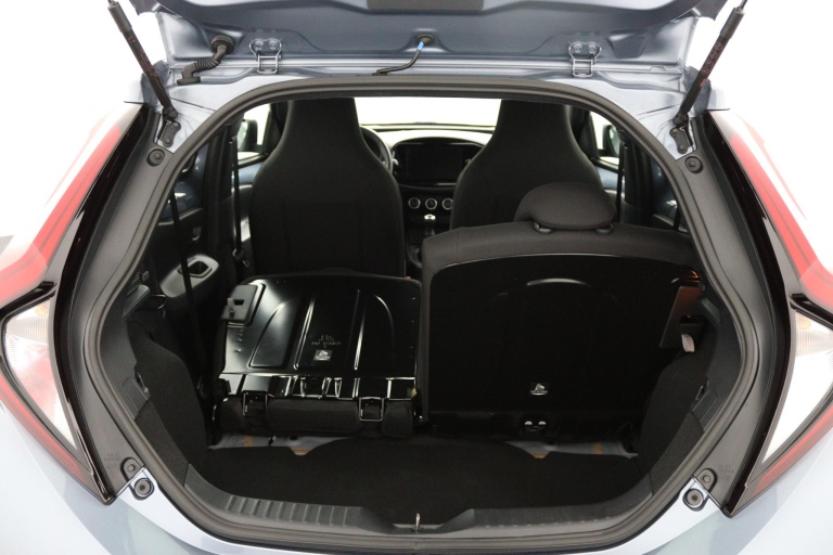 Toyota Aygo X - 1.0 VVT-i MT Play 24