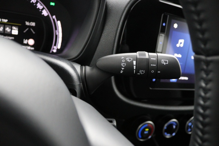 Toyota Aygo X - 1.0 VVT-i MT Play 30