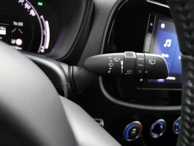 Toyota Aygo X - 1.0 VVT-i MT Play