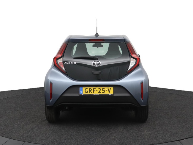 Toyota Aygo X - 1.0 VVT-i MT Play