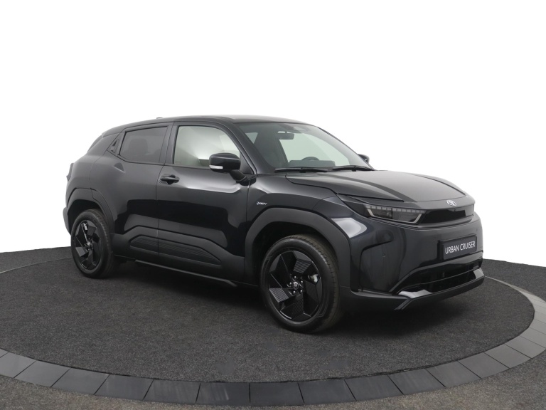 Toyota Urban Cruiser - Dynamic 61 kWh 14