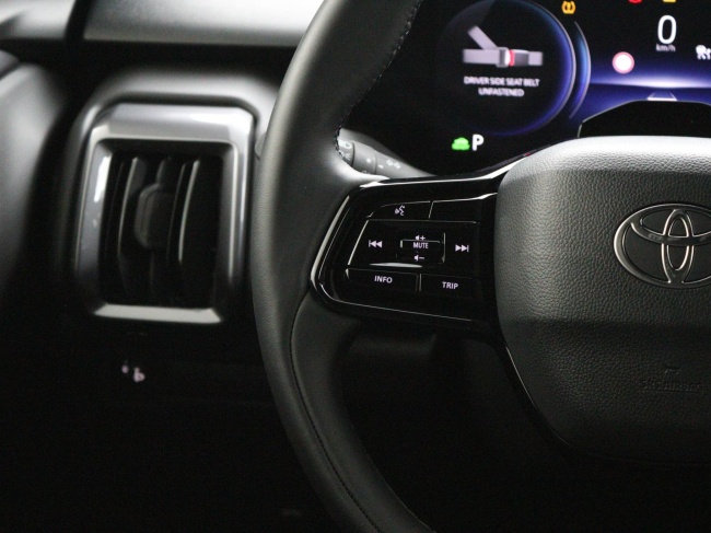 Toyota Urban Cruiser - Dynamic 61 kWh