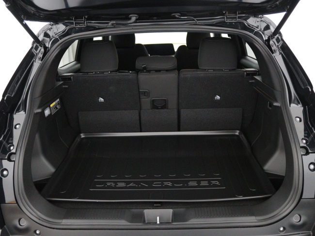 Toyota Urban Cruiser - Dynamic 61 kWh