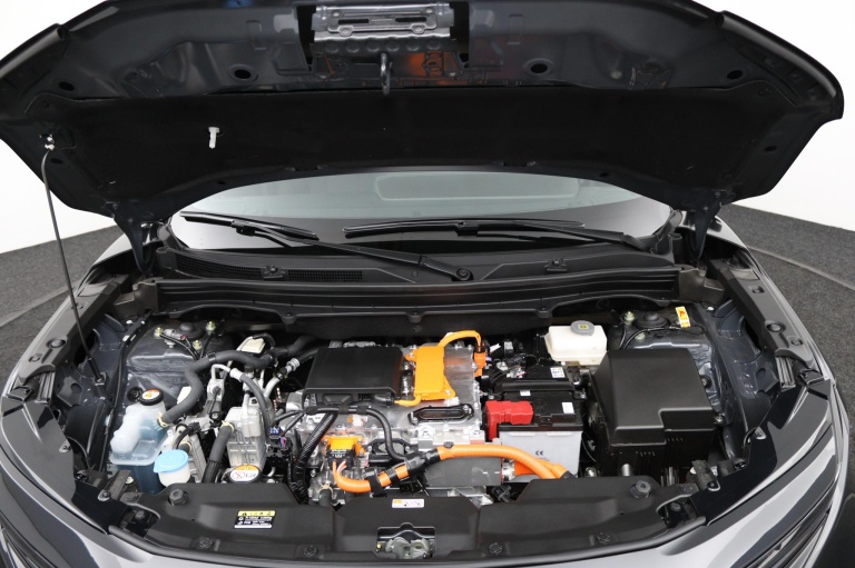 Toyota Urban Cruiser - Dynamic 61 kWh 34