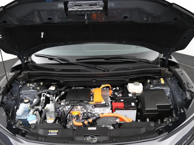 Toyota Urban Cruiser - Dynamic 61 kWh