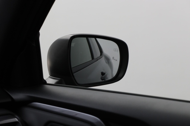 Toyota Urban Cruiser - Dynamic 61 kWh 36