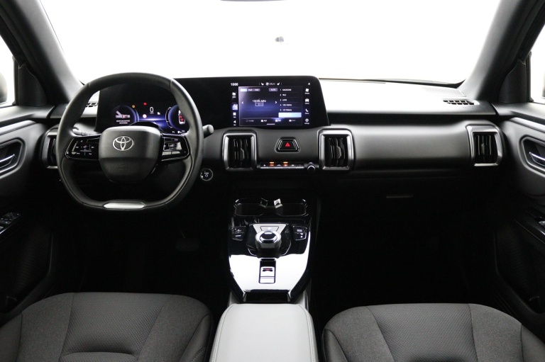 Toyota Urban Cruiser - Dynamic 61 kWh 4