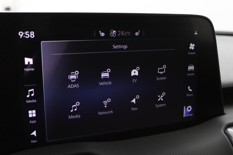 Toyota Urban Cruiser - Dynamic 61 kWh 44