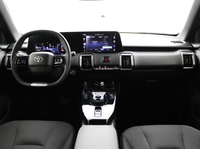 Toyota Urban Cruiser - Dynamic 61 kWh