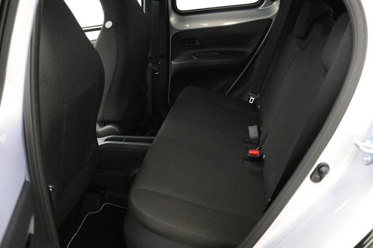 Toyota Aygo X - Hybrid 115 pulse 18