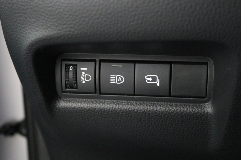 Toyota Aygo X - Hybrid 115 pulse 28