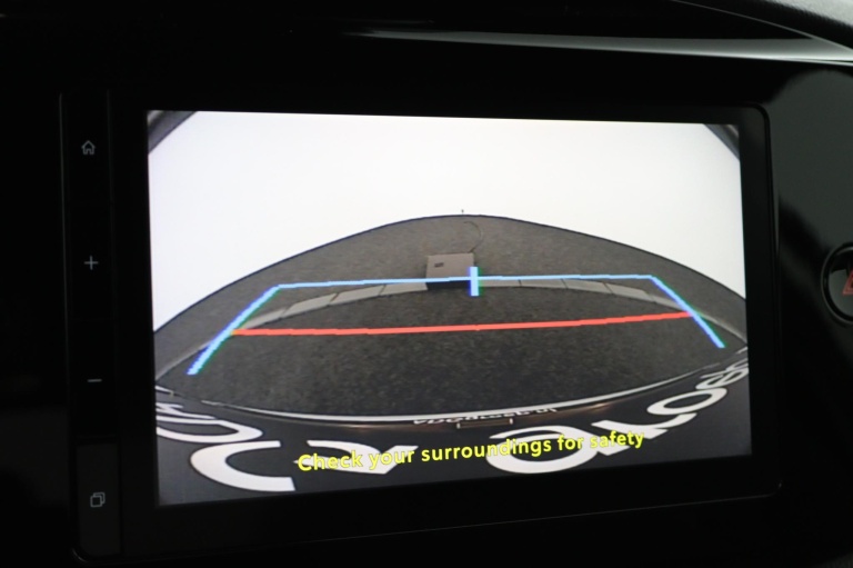 Toyota Aygo X - Hybrid 115 pulse 9