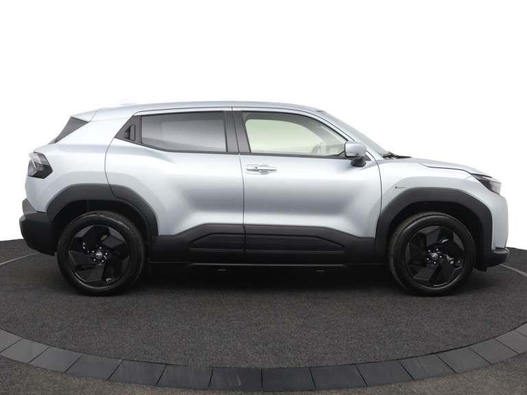 Toyota Urban Cruiser - Dynamic 61 kWh 13