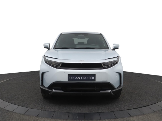 Toyota Urban Cruiser - Dynamic 61 kWh