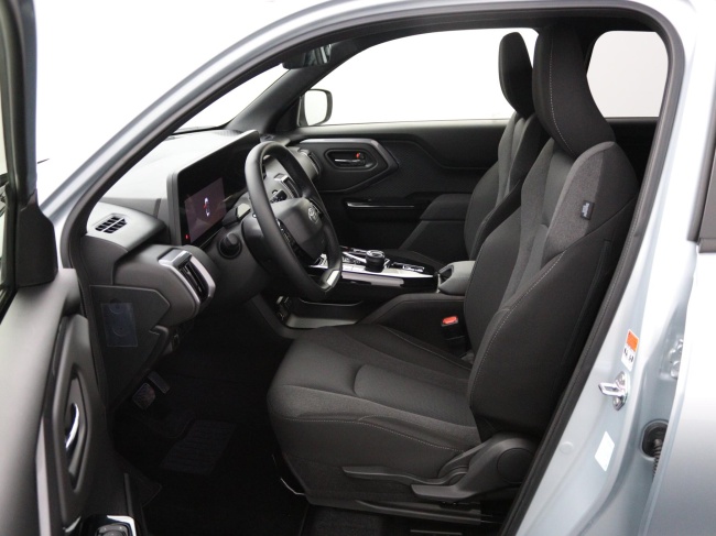 Toyota Urban Cruiser - Dynamic 61 kWh