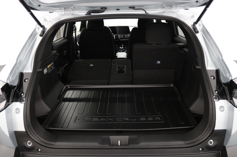 Toyota Urban Cruiser - Dynamic 61 kWh 24