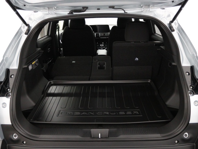 Toyota Urban Cruiser - Dynamic 61 kWh