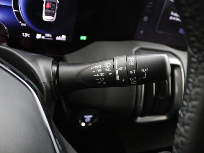 Toyota Urban Cruiser - Dynamic 61 kWh