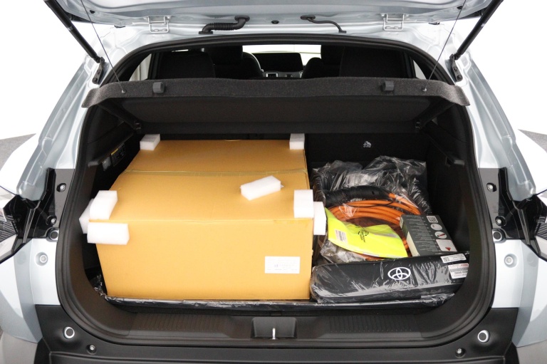 Toyota Urban Cruiser - Dynamic 61 kWh 33