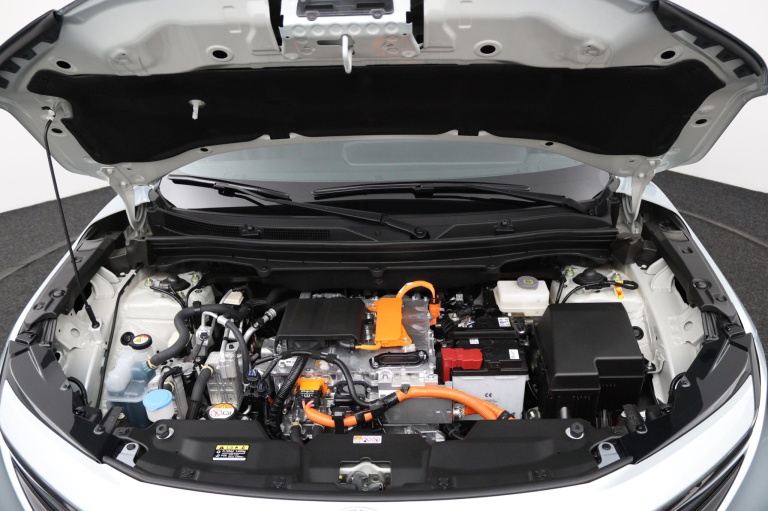 Toyota Urban Cruiser - Dynamic 61 kWh 34