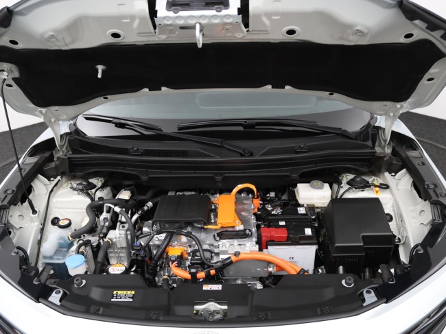 Toyota Urban Cruiser - Dynamic 61 kWh