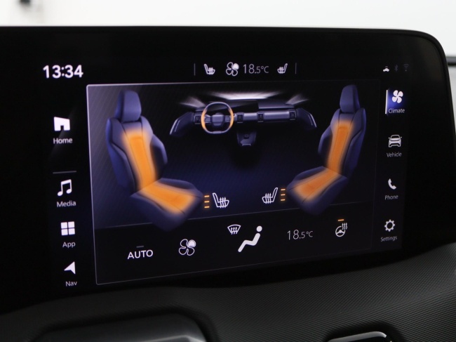 Toyota Urban Cruiser - Dynamic 61 kWh