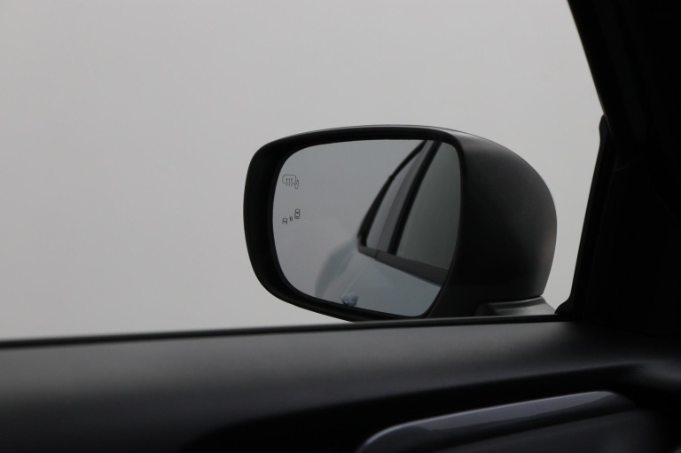 Toyota Urban Cruiser - Dynamic 61 kWh 46