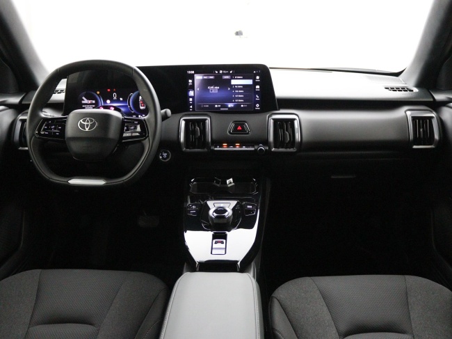 Toyota Urban Cruiser - Dynamic 61 kWh