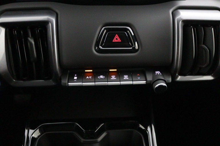 Toyota Urban Cruiser - Dynamic 61 kWh 7