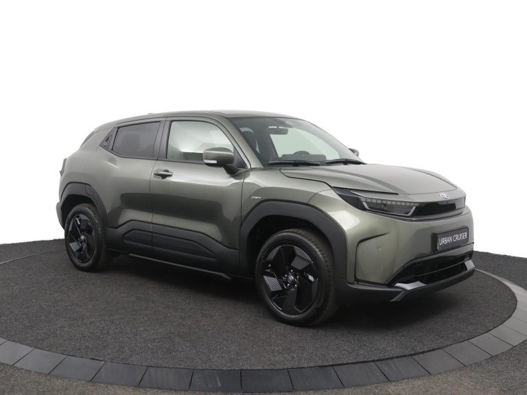 Toyota Urban Cruiser - Active 49 kWh 14