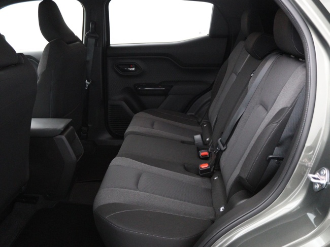 Toyota Urban Cruiser - Active 49 kWh