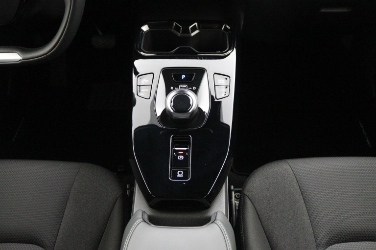 Toyota Urban Cruiser - Active 49 kWh 26