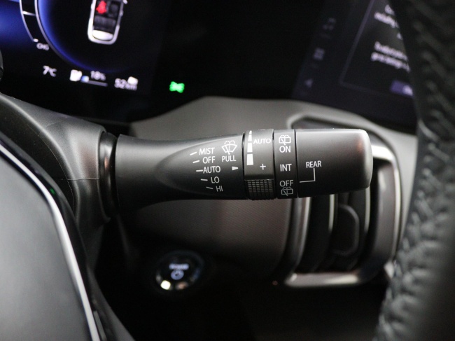 Toyota Urban Cruiser - Active 49 kWh